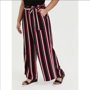 NWT Torrid black and red wide leg pants 2x